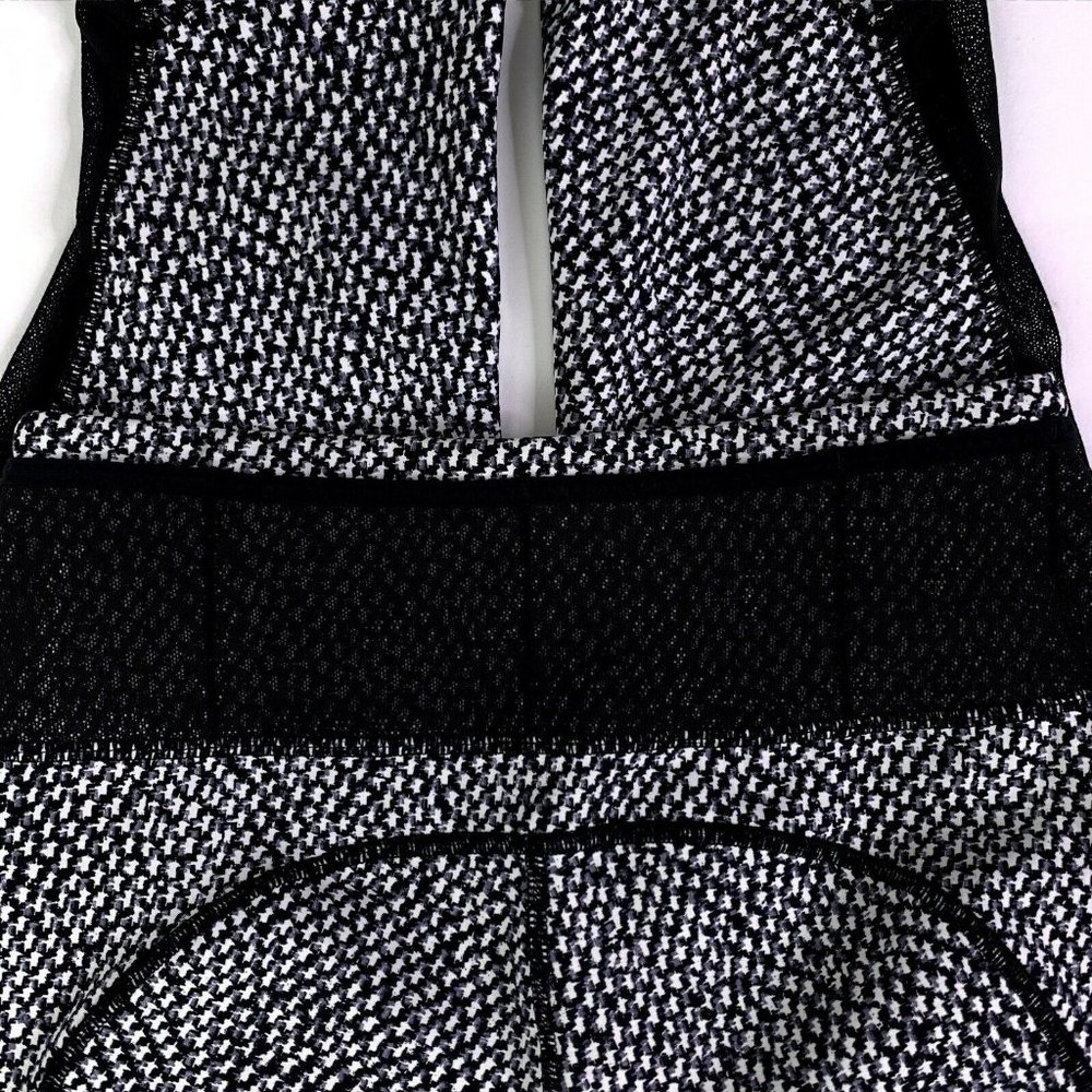 Lululemon Run Around Crop Scatter Star Leggings 4 - Picture 6 of 9